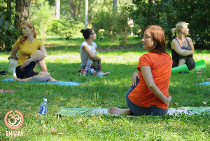 Йога в парке от Omkara Project, 23 августа 2015 г.